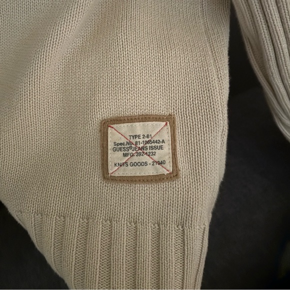 GUESS vintage zip-up sweater, size XL - Picture 2 of 4